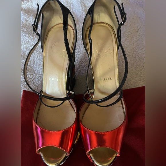 Authentic Christian Louboutin 39 Wedge - Picture 2 of 8
